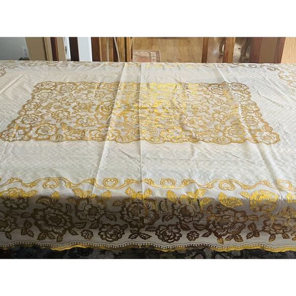 Vintage Vinyl Crochet Lace Table Cover Gold Clear Ivory Tablecloth PVC Plastic - Picture 7 of 16